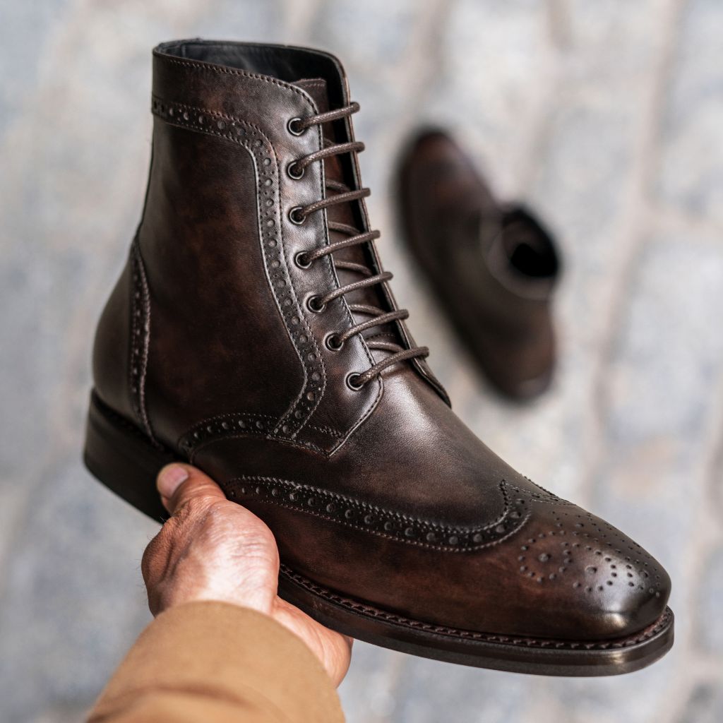 Wingtip | Dark Oak